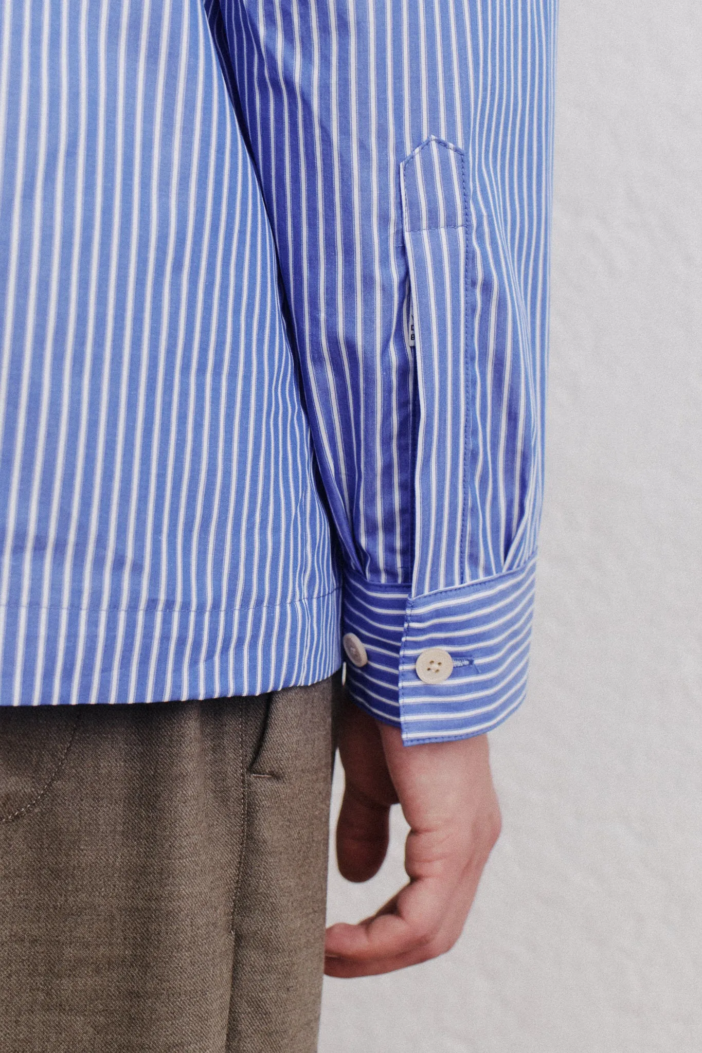 A Kind of Guise Chao Fisherman's Shirt Crisp Pacific Stripe