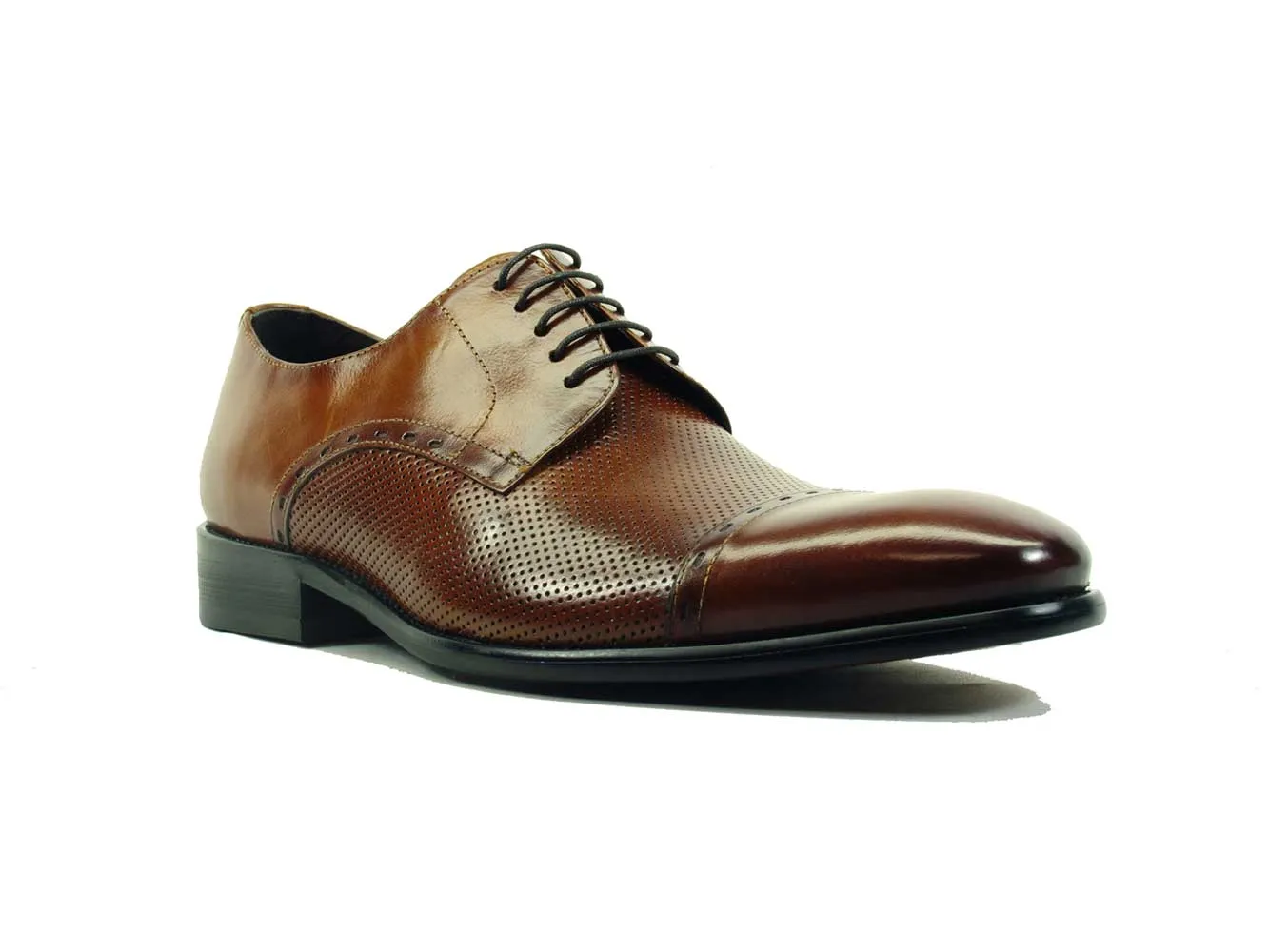 Cap Toe Leather Lace-up Shoe