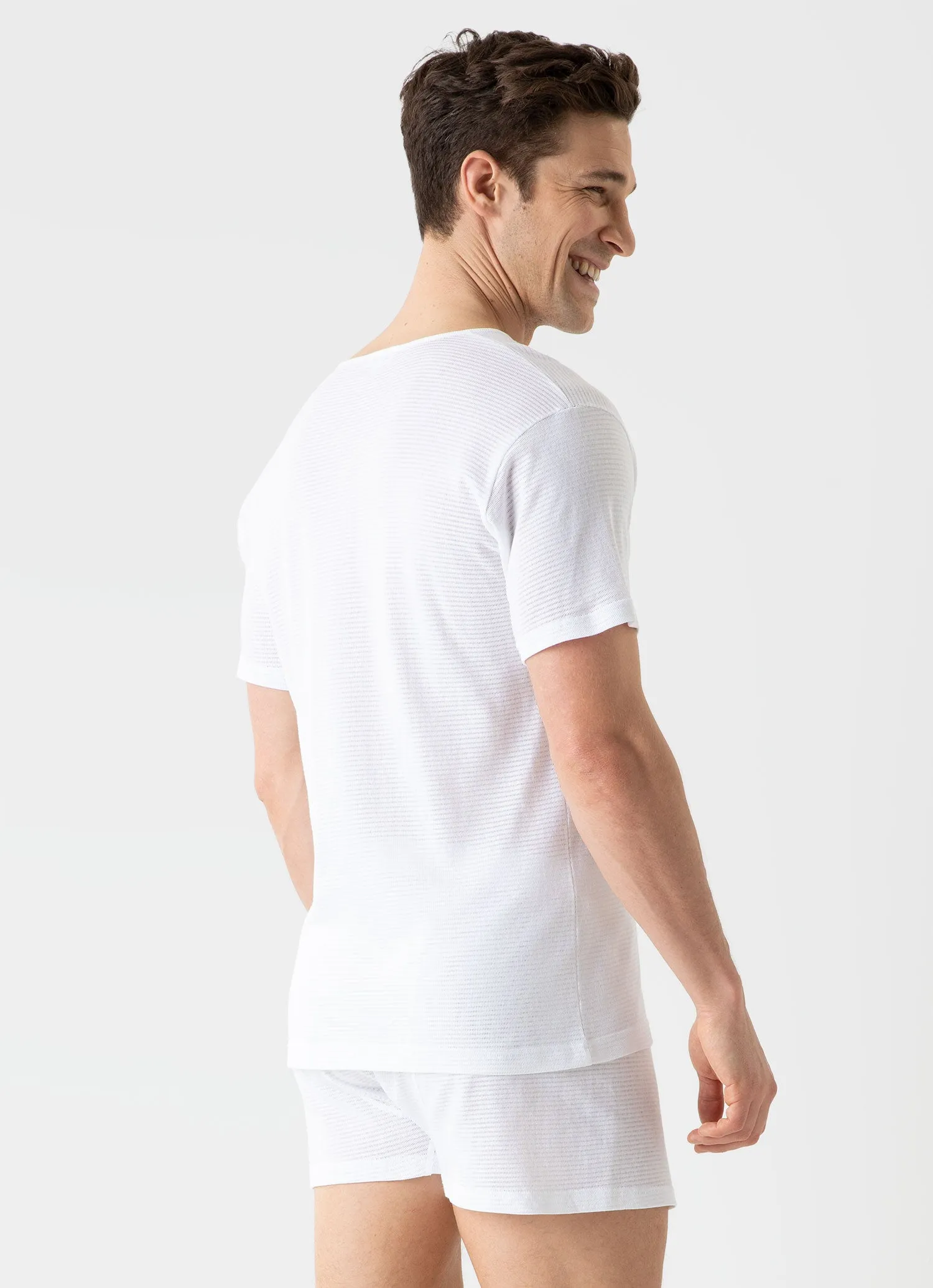 Men's Cellular Cotton V-neck Underwear T-shirt in White