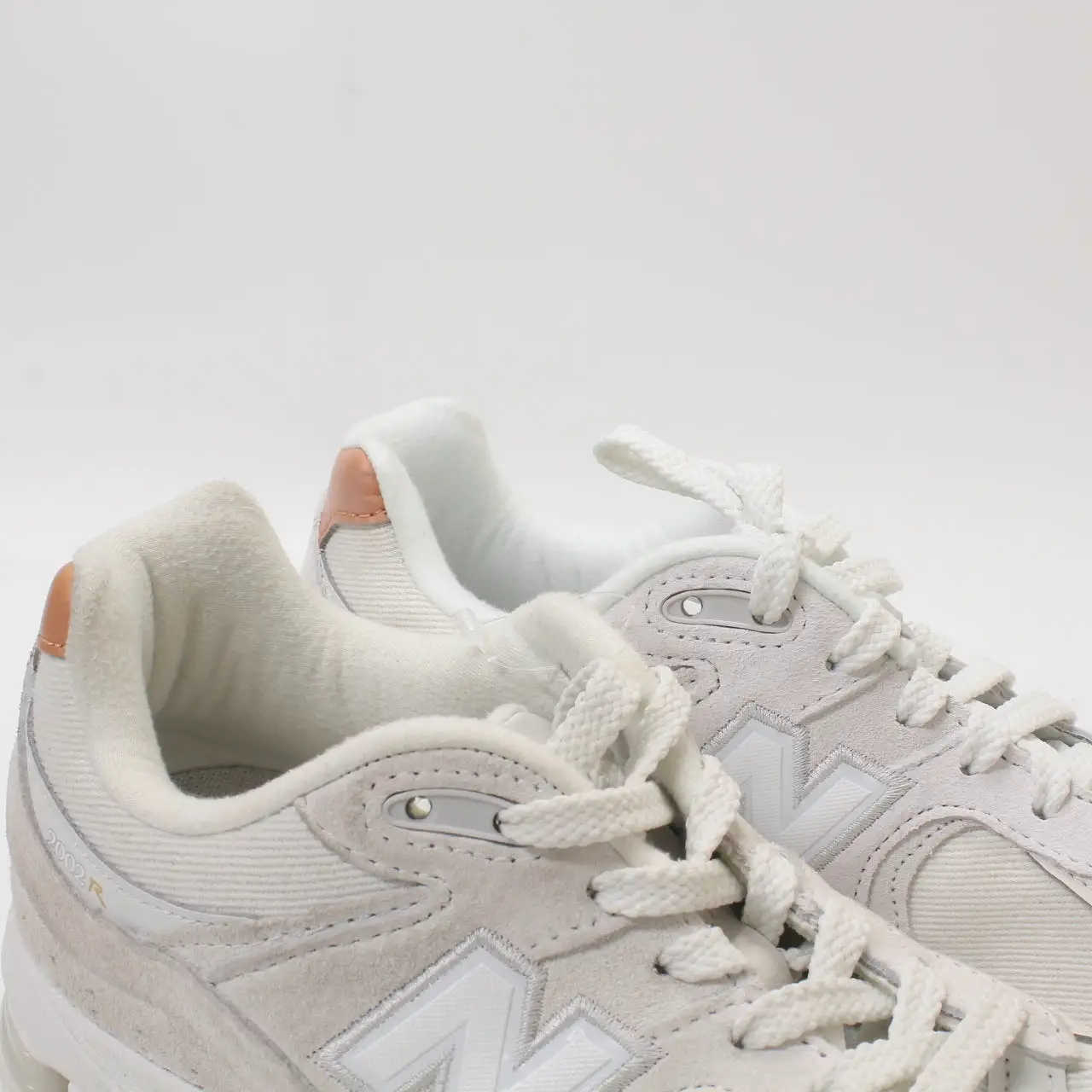 New Balance 2002 Reflection White Uk Size 6