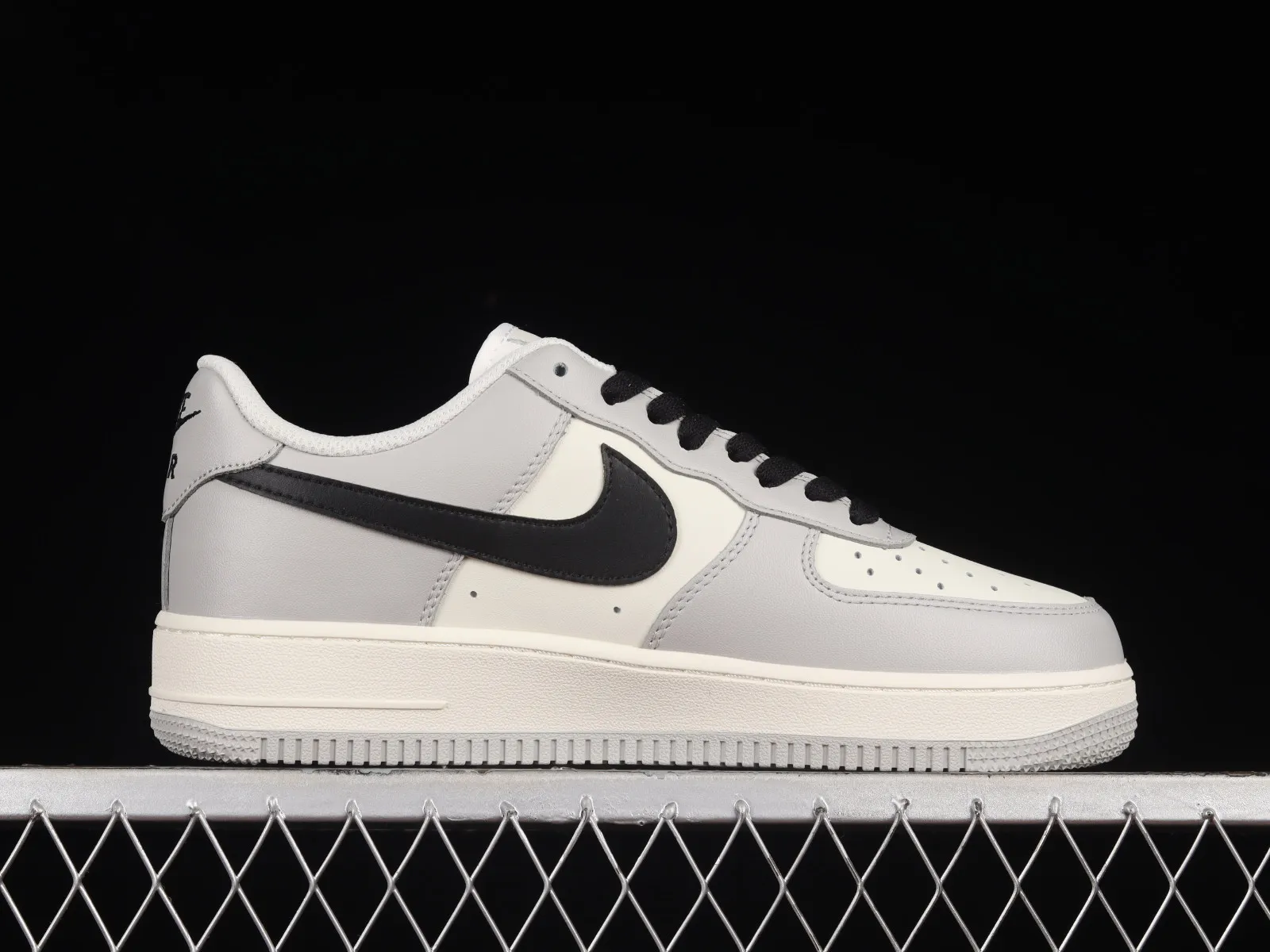 Nike Air Force 1 07 Low Soot White Grey Black Metallic Gold DO7417-991