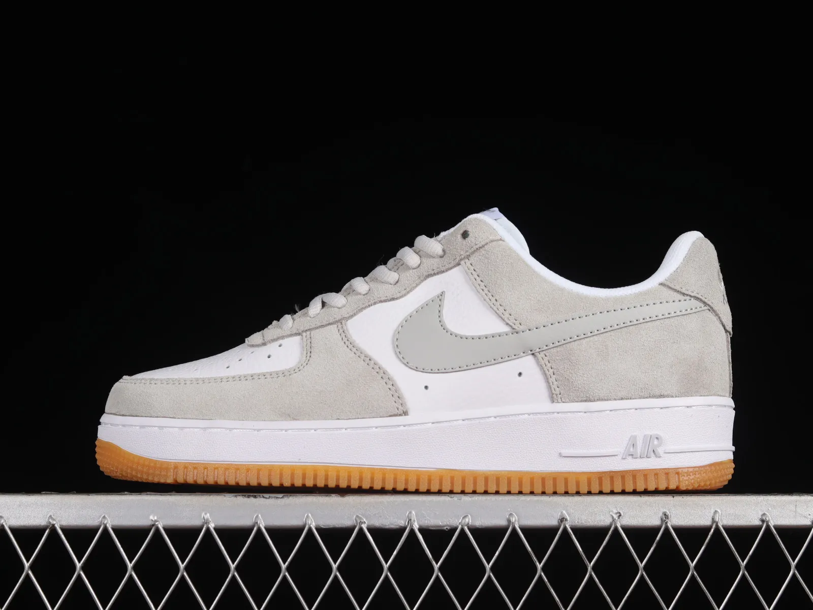 Nike Air Force 1 07 Low Suede Grey White Gum AH0286-101