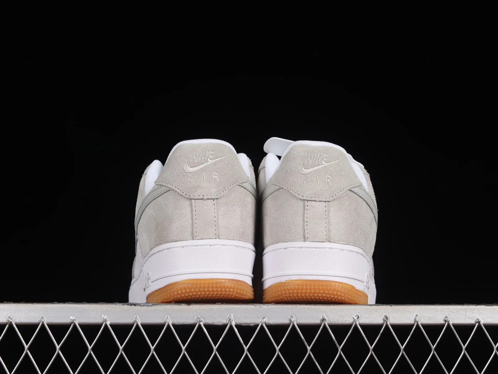 Nike Air Force 1 07 Low Suede Grey White Gum AH0286-101