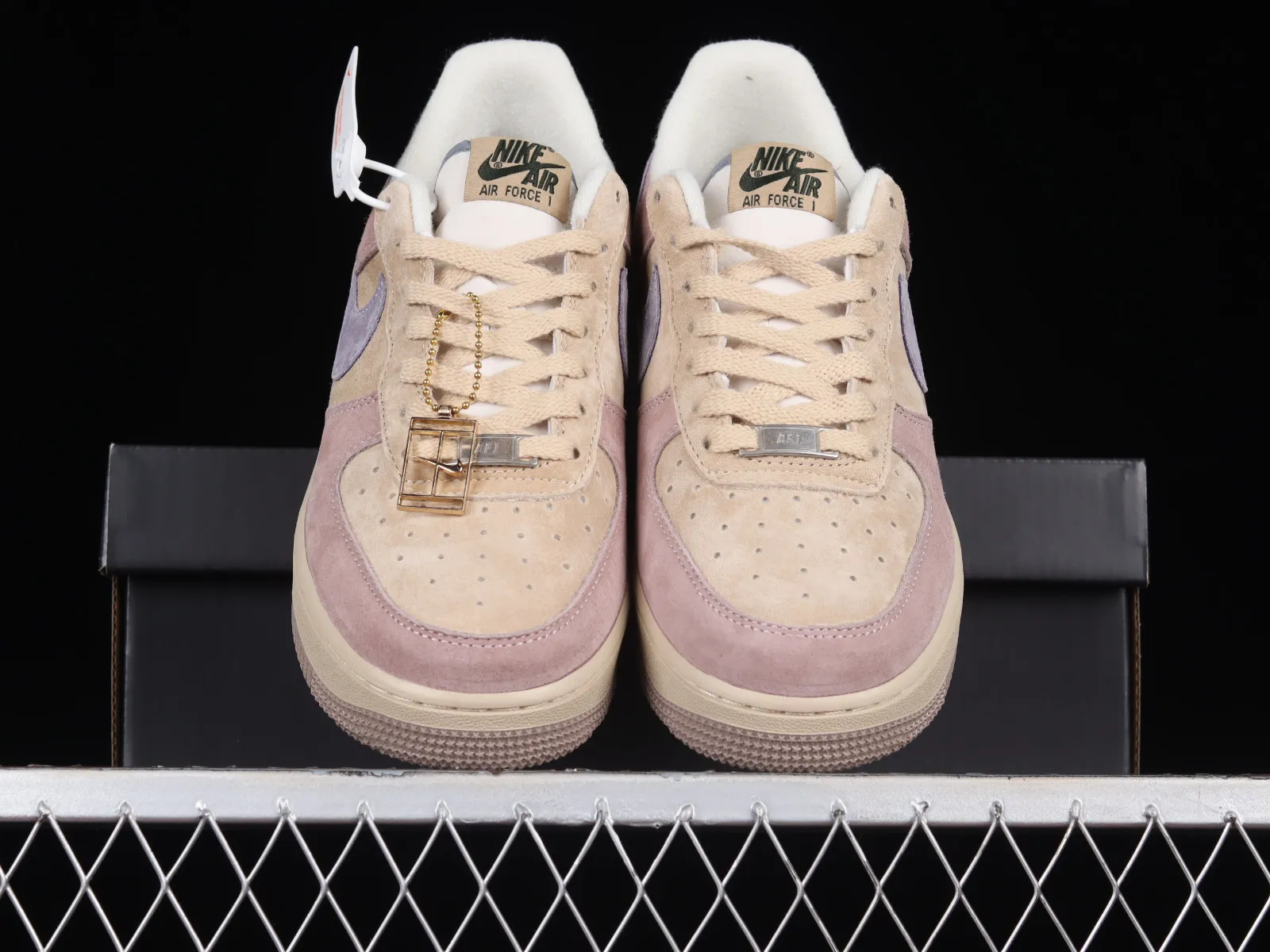 Nike Air Force 1 07 Low Taro Purple Metallic Gold ZB2121-103