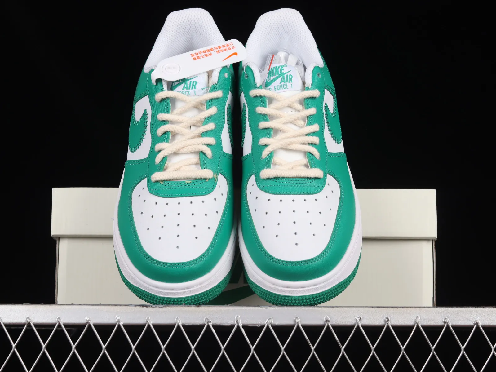 Nike Air Force 1 07 Low White Green DE0236-011