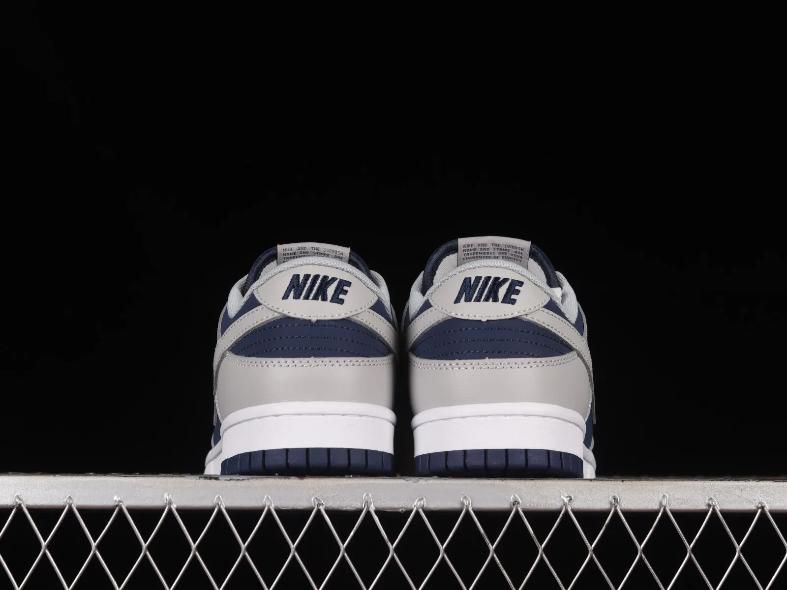 Nike SB Dunk Low Atmos OG Twilight Blue Medium Grey 630358-401