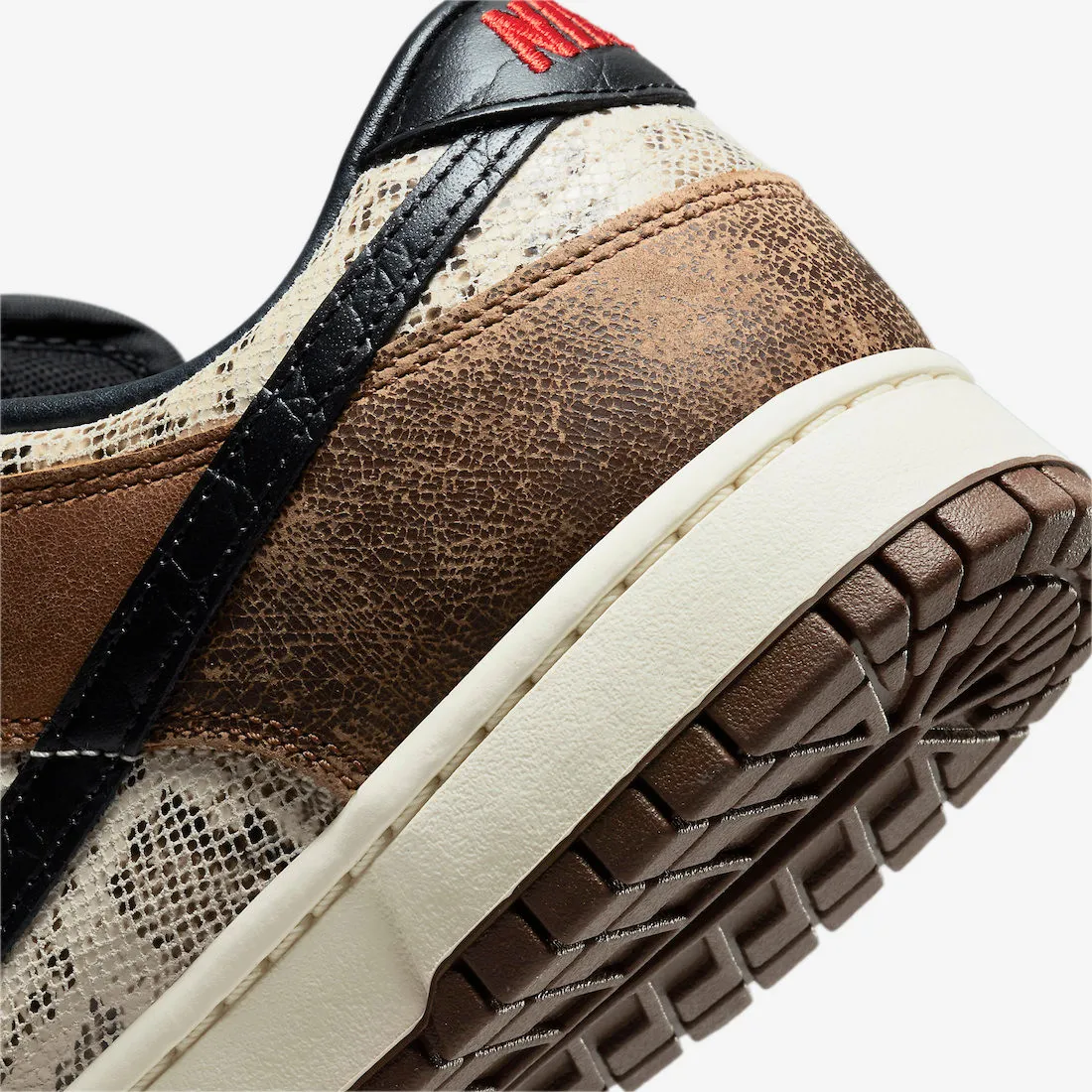 Nike SB Dunk Low Premium CO.JP Brown Snakeskin Ale Brown Black University Red FJ5434-120