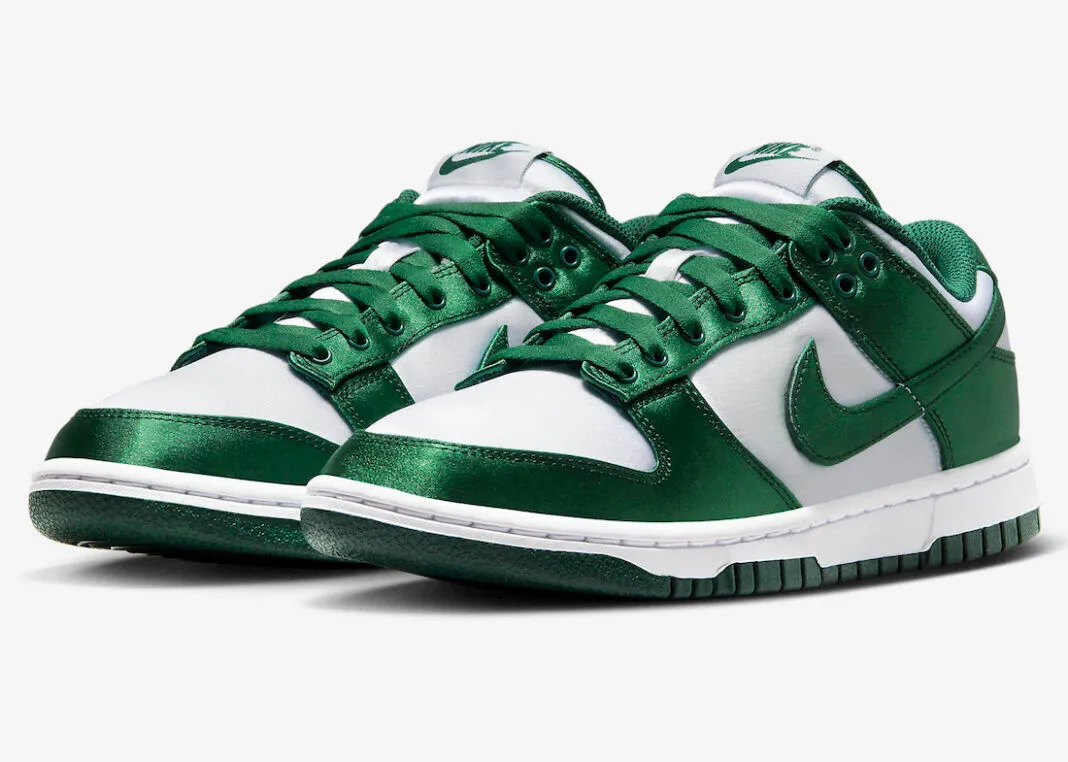 Nike SB Dunk Low Satin Green White Team Green DX5931-100