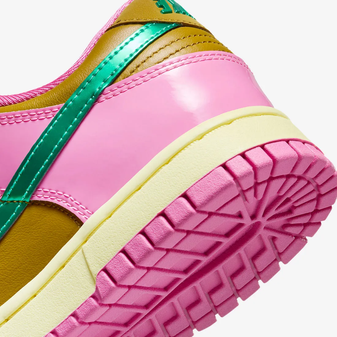 Parris Goebel x Nike SB Dunk Low Playful Pink Bronzine Clear Jade Luminous Green FN2721-600