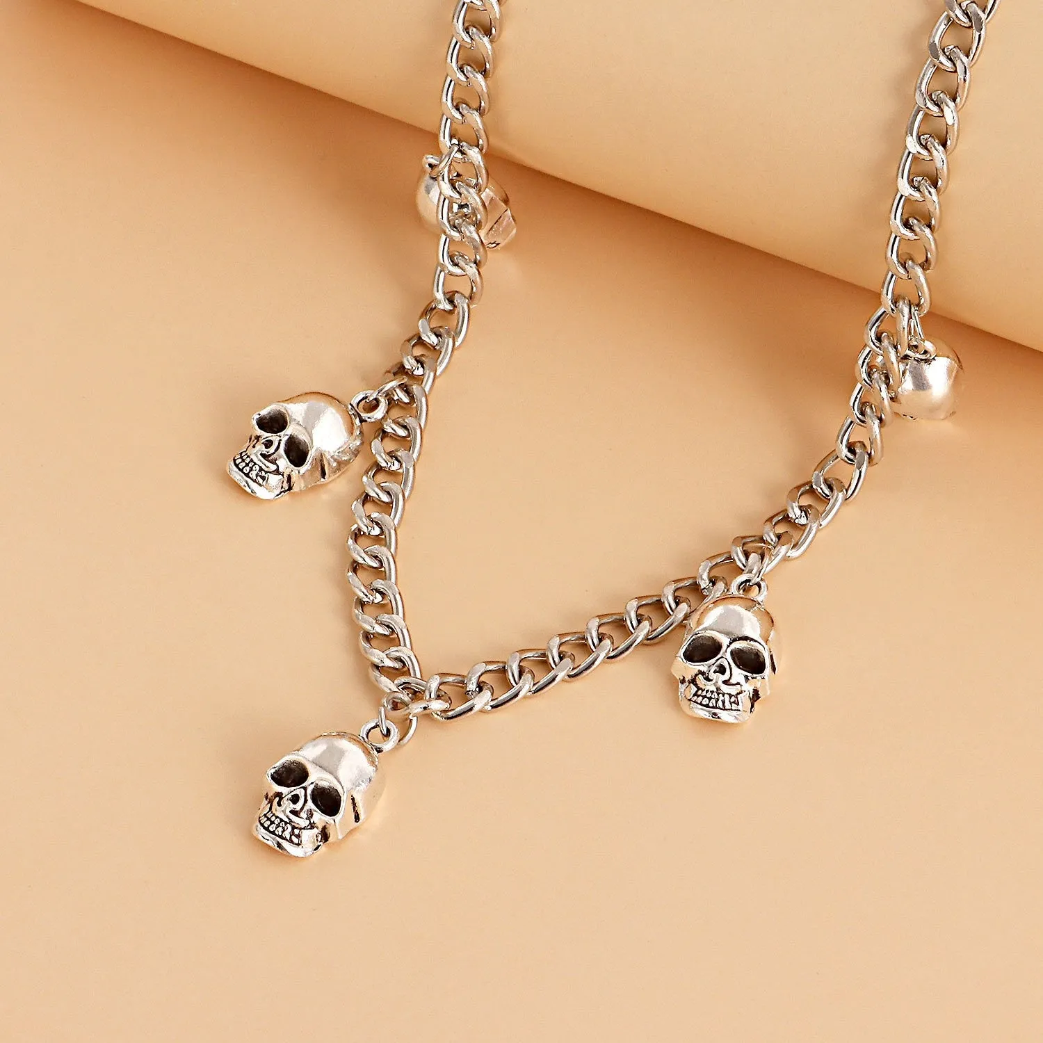 Trendy Gothic Women Skull Necklace